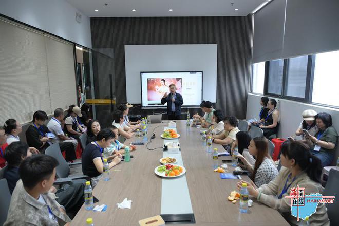 金年会官网环球性平台消博会：老凤祥连续提拔品牌影响力(图2)